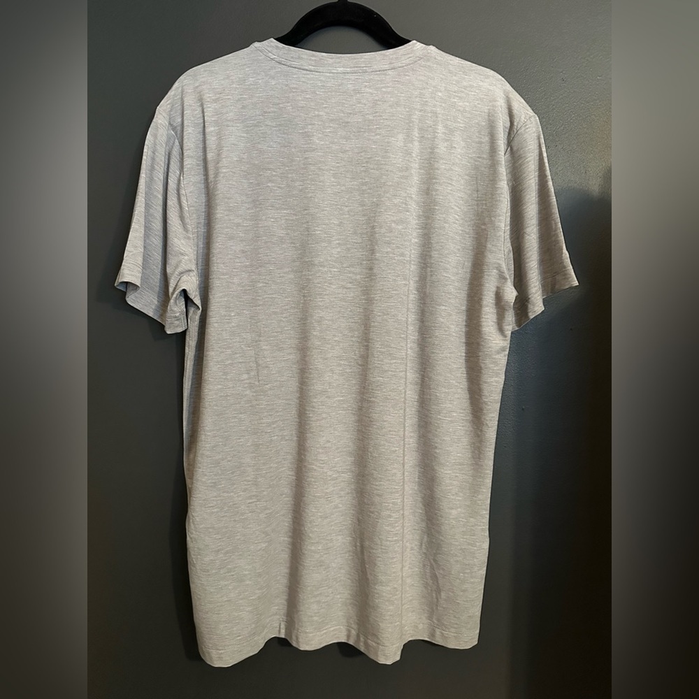 NWT **LIMITED EDITION** Men's NOBULL London Tee - Small - Heather Gray - Picture 3 of 5